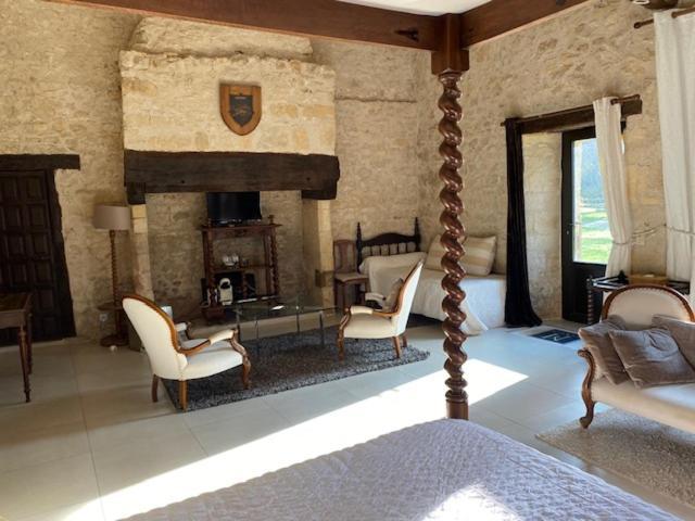 Manoir La Barriere - Lot Bed & Breakfast Le Vigan  Ngoại thất bức ảnh
